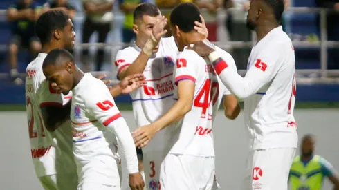 Edwin Solani Solano estaría cerca de unirse a un nuevo club en Honduras. Foto: X Olimpia.