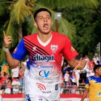 Mientras arregla su fichaje al futbol de México, Styven Vásquez lanza guiño a otro equipo