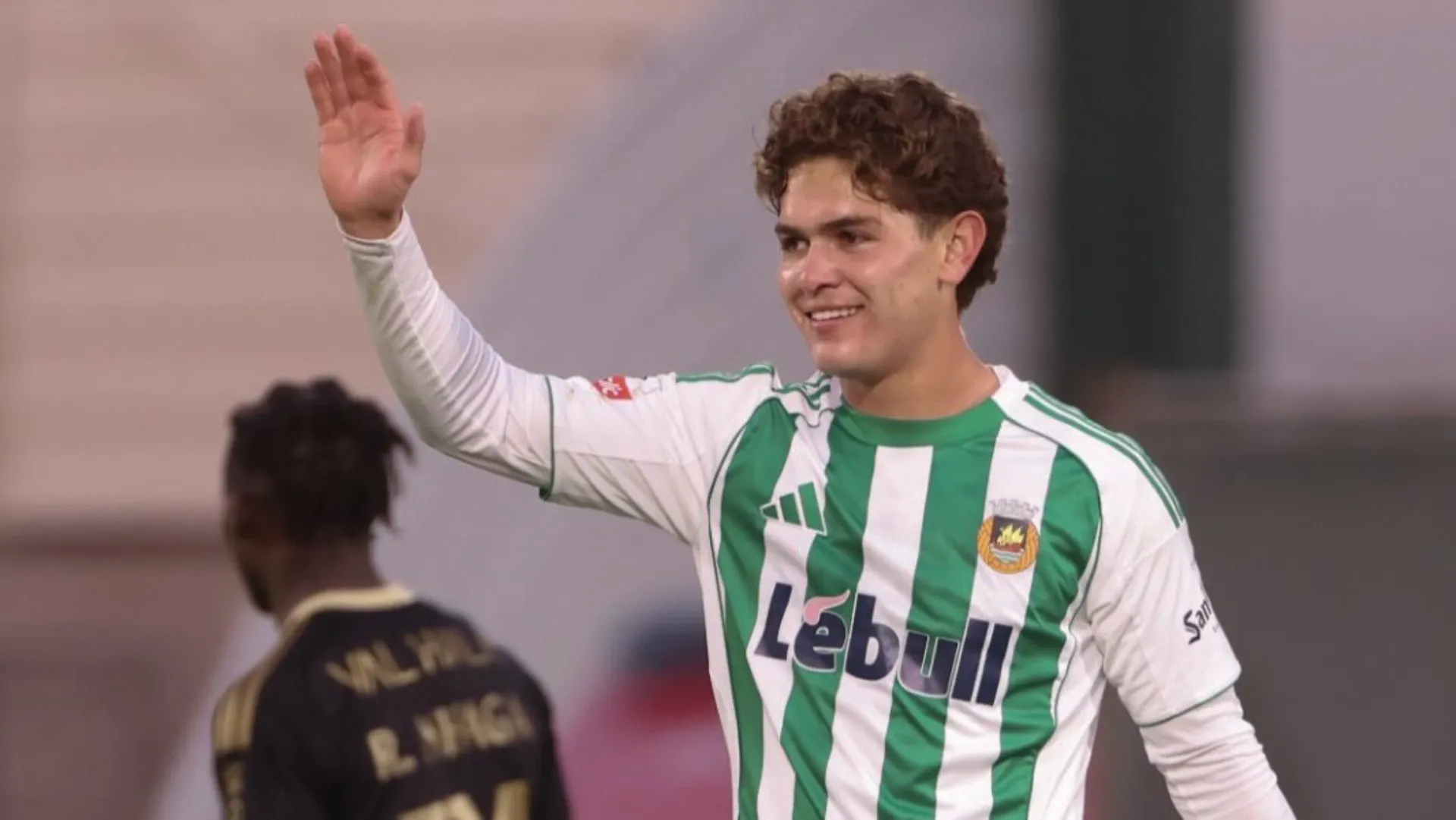 Brandon Aguilera se afianza en el Rio Ave de Portugal. (Instagram)