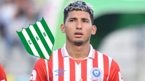 José Mario Pinto ha visto como su fichaje por Banfield ha dado un giro inesperado.