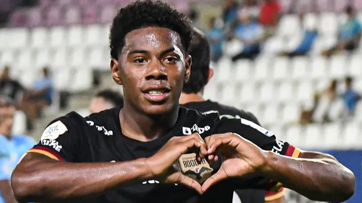 Dereck Moncada sigue maravillando en el fútbol de Colombia en apenas su segundo partido.