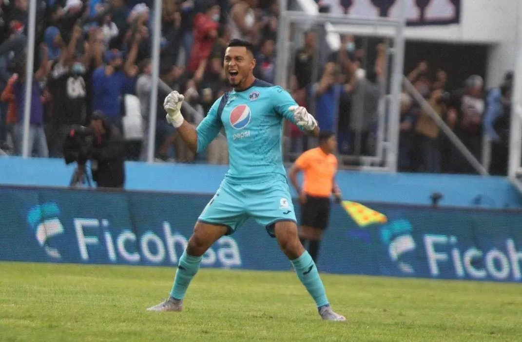 Marlon Licona se queda en Moitagua a cumplir su contrato.