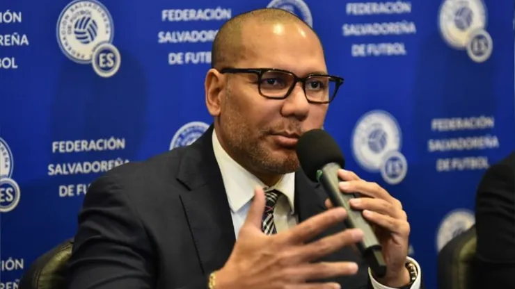 Se prepara para tomar el mando