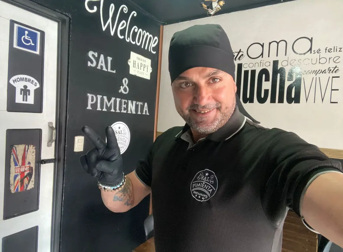 Johhny Cubero le dio un giro a su vida (La Teja).