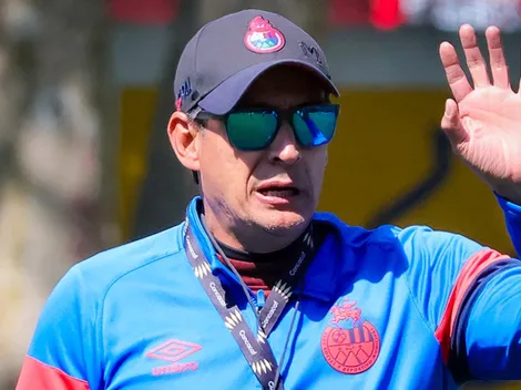 “Lleva su tiempo”: Mario Acevedo da noticia poco alentadora sobre los nuevos refuerzos de Municipal