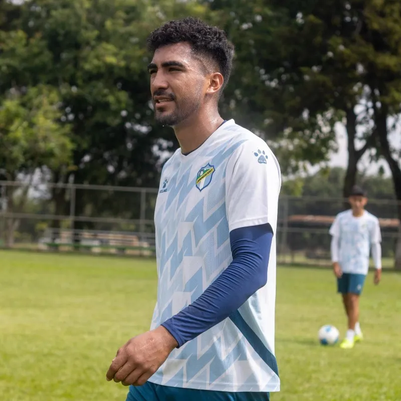 Monreal estará parado por varios juegos.