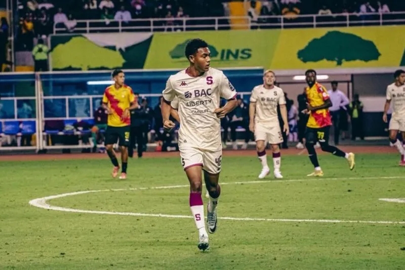 Derek Woodly (Saprissa).