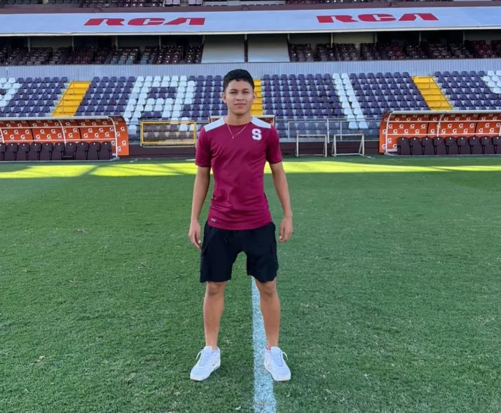 Denilson Ampie (Kevin Jiménez).