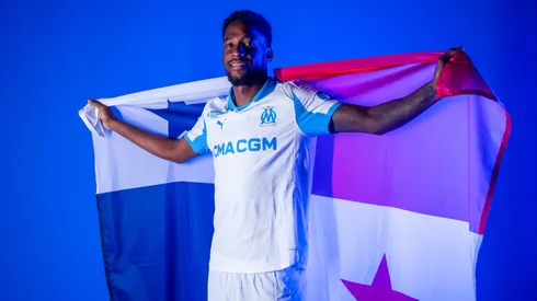 Desde Francia se despiden de Murillo
