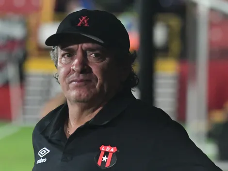 Óscar Ramírez respondió la pregunta sobre su futuro como DT que tenía en vilo a Alajuelense