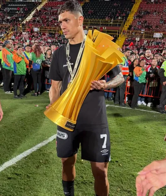 Anthony Hernández es una de las grandes figuras de LDA (Instagram).