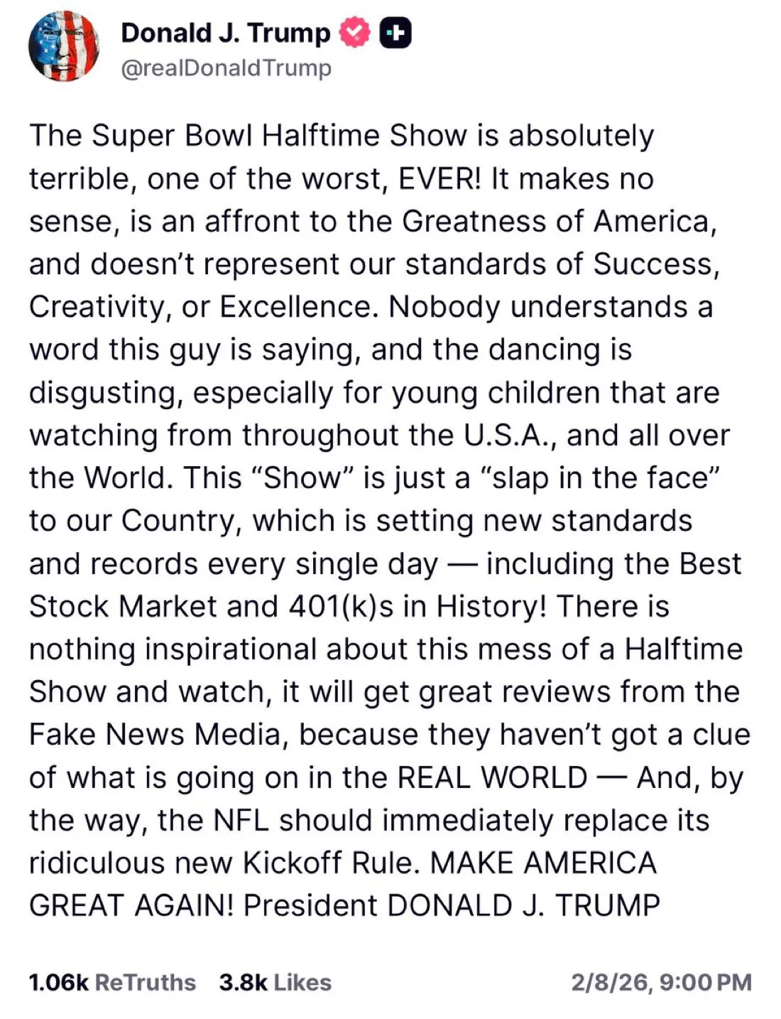 El show de Bad Bunny hizo rabiar a Donald Trump (X).