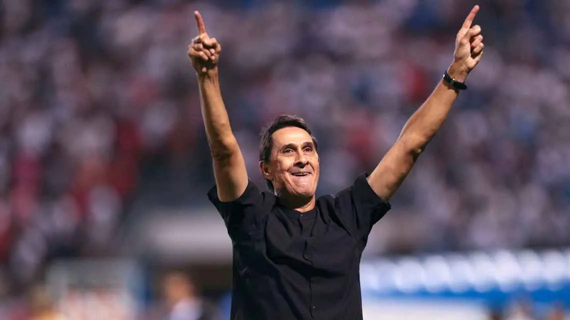 Guimaraes vuelve a la órbita de La Sele (ESPN).