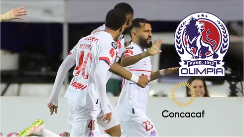 Jorge Álvarez celebra su anotación en el juego de ida ante el América en Tegucigalpa.
