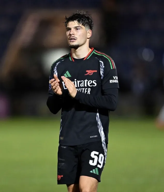 Elián Quesada no impresionó a Machillo Ramírez (Instagram).