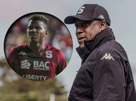 La decisión de Hernán Medford que puede dejar a Fidel Escobar fuera de Saprissa