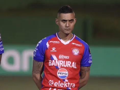 Preocupación en Xelajú: revelan la lesión que sufrió Jorge Aparicio