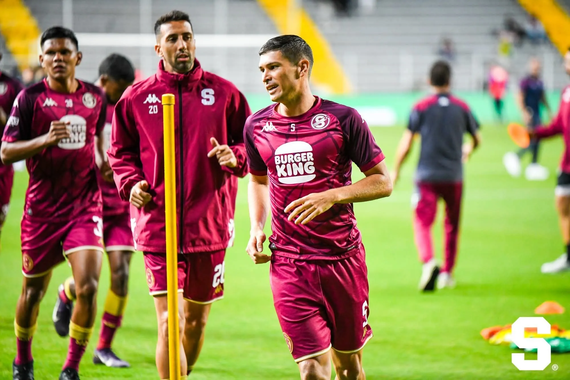 Mora se pierde el clásico.