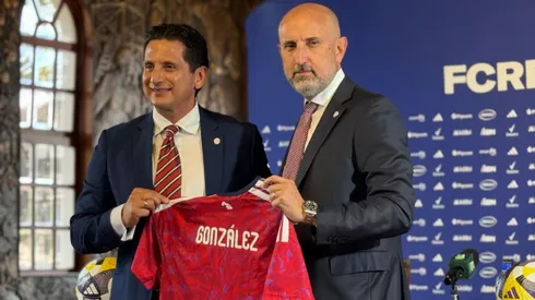 Ronald González sorprende con su decisión.