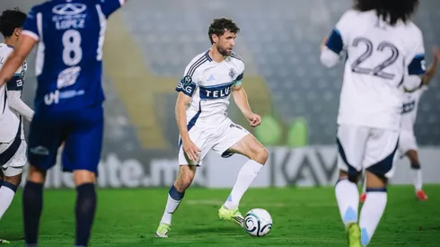 El campeón del mundo ingresó en la segunda parte.