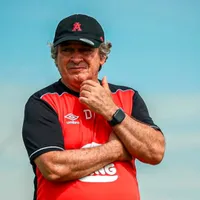 Machillo en alerta recibe malas noticias en Alajuelense