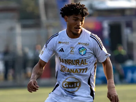 Dairon Reyes sorprende a la afición de Comunicaciones