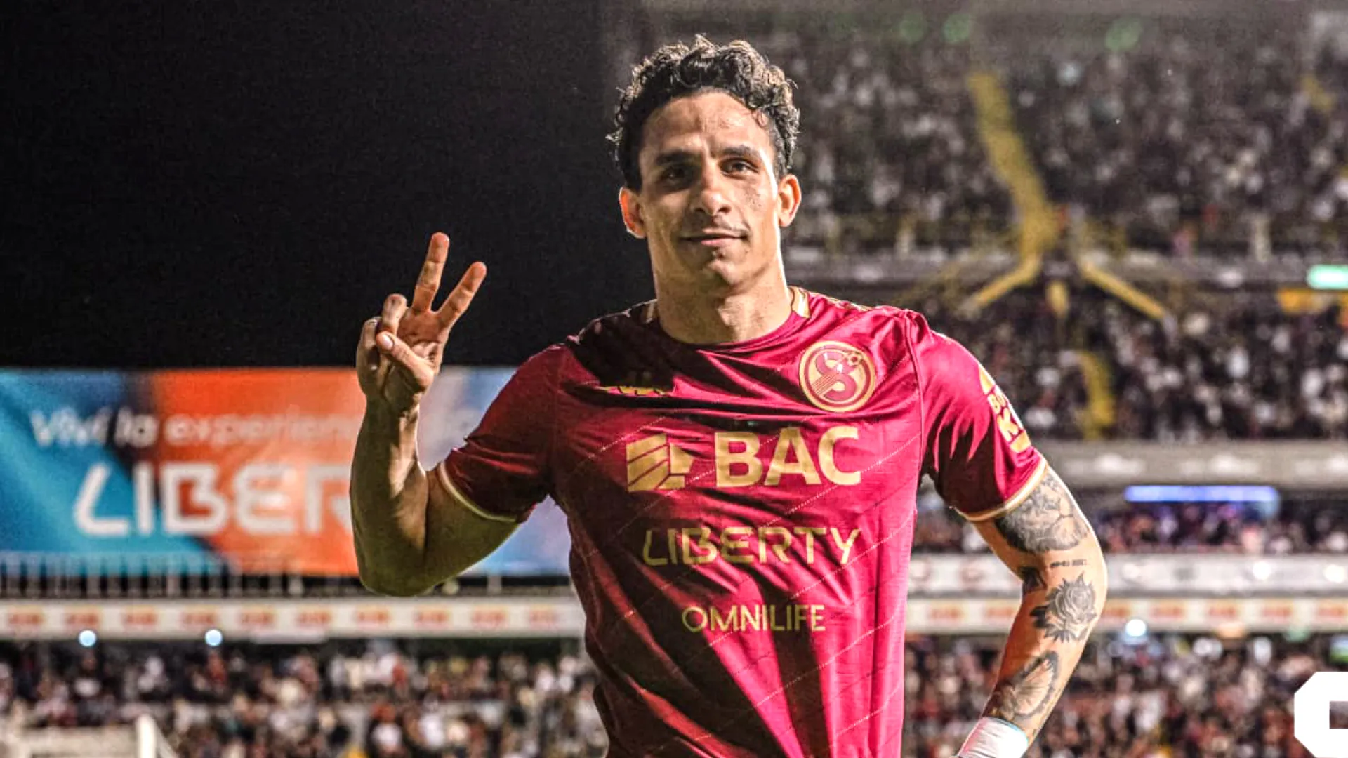 Luis Paradela ya está de regreso tras jugar con Cuba en la Fecha FIFA. (Saprissa)