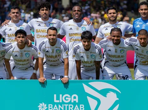 Los aficionados de Comunicaciones señalan al culpable de la derrota contra Aurora