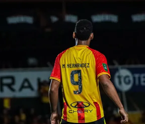Los florenses mandan en el Clausura (CS Herediano).