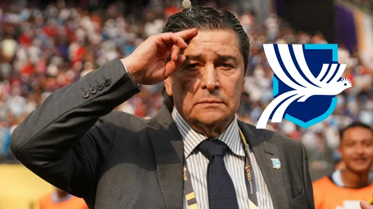 Luis Fernando Tena toma decisiones en Guatemala