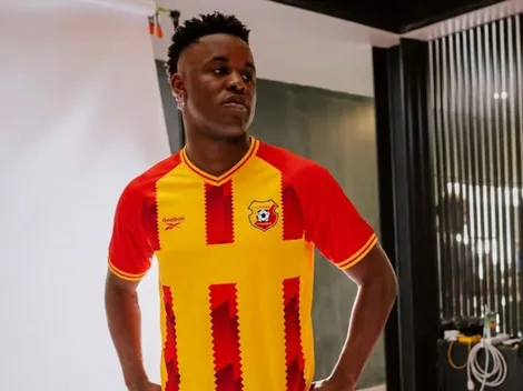 Joel Campbell se acerca a Herediano