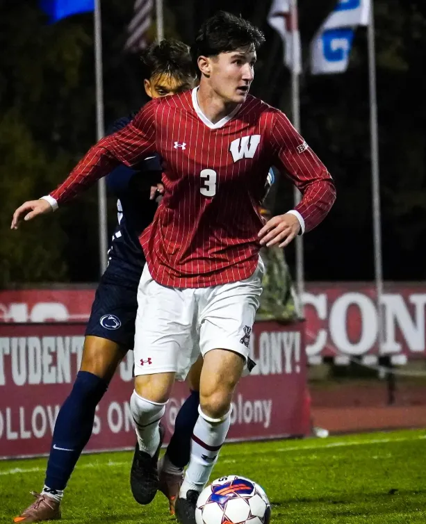 Brown-Samper jugó en Medio Oriente, Italia y Estados Unidos (Instagram).