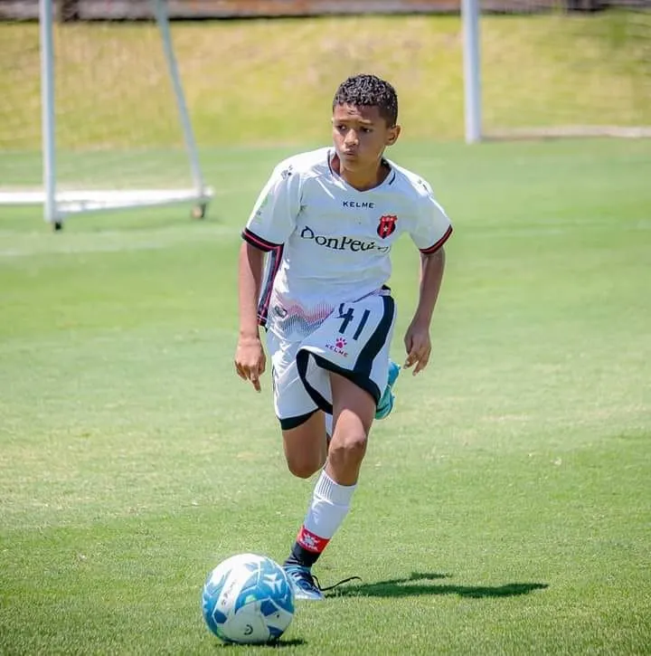 Warren se destacaba en el CAR (Facebook).