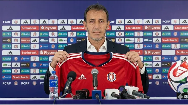 Fernando Batista es el nuevo DT de La Sele.