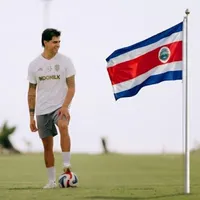 Diego Campos vive un escenario que lo acerca otra vez al fútbol de Costa Rica
