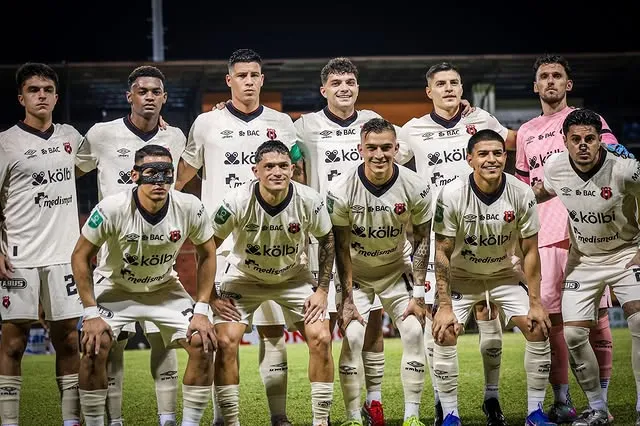 Alajuelense solo puede pensar en ganar (LDA).