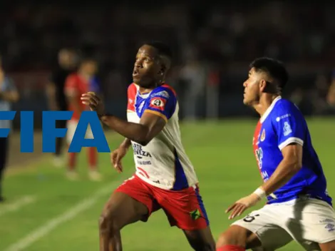 La postura de FIFA con la denuncia por racismo que Marvin Solano hizo contra la afición de FAS