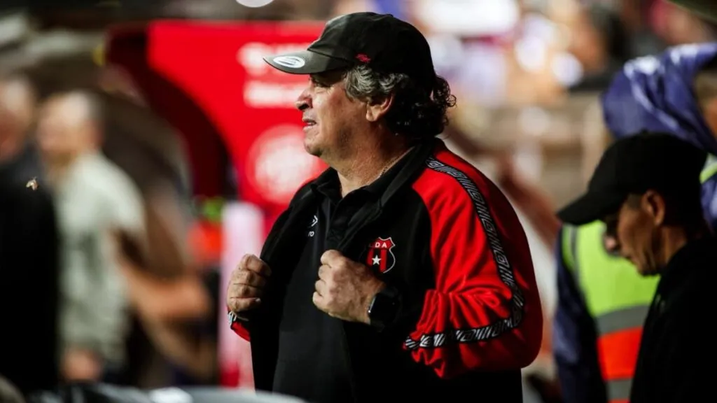 El futuro del Macho es nebuloso (LDA).