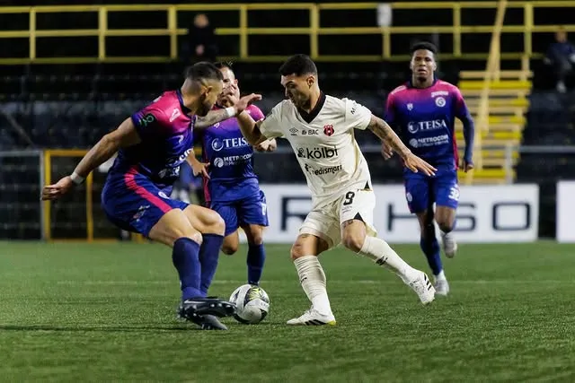 Pilone tiene pocas oportunidades (LDA).