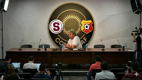 Alajuelense recibe malas noticias.