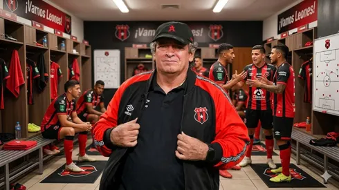 Óscar Ramírez habló del camerino de la Liga.