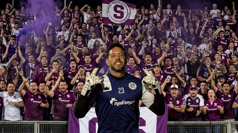 Leonel Moreira hace estallar a la afición de Saprissa.
