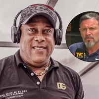 Rolando Fonseca se la agarra con Hernán Medford