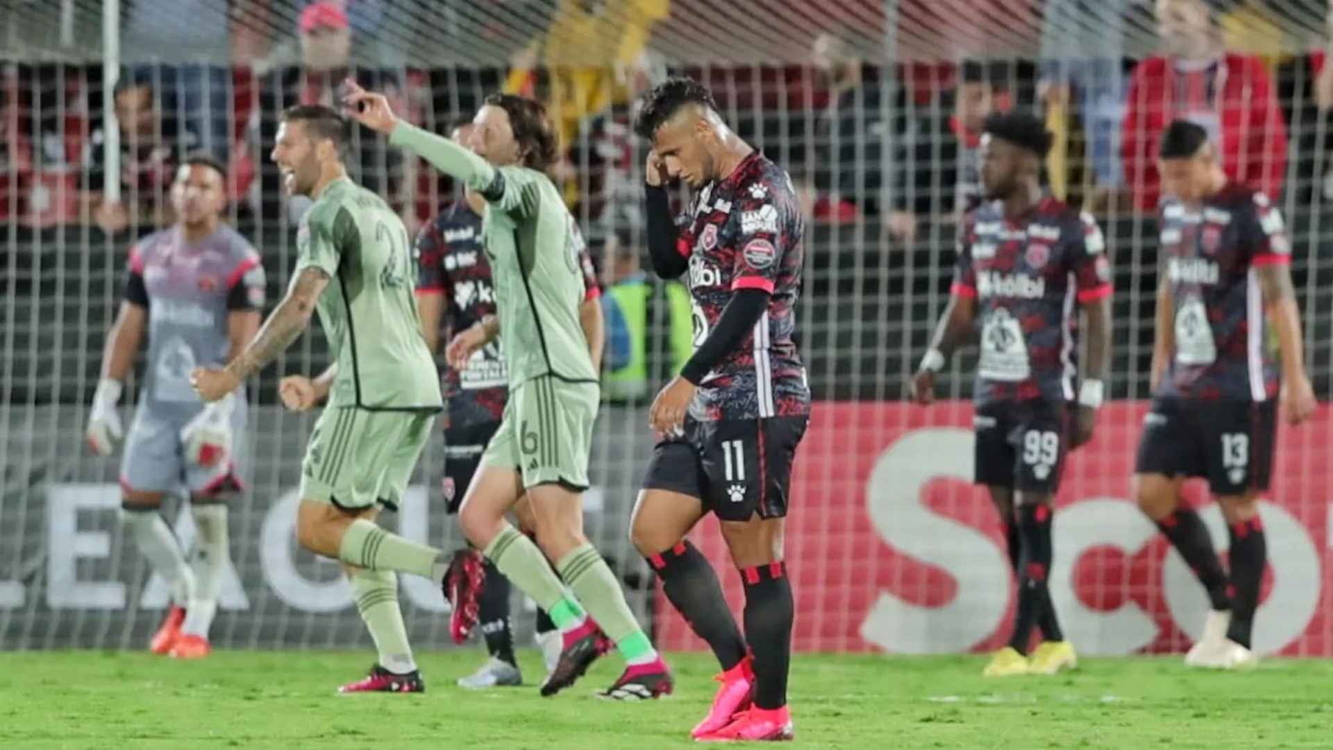 La última vez que se cruzaron en la Concachampions fue en la edición 2023 y LAFC eliminó a la Liga con un contundente global de 7-1. (Foto: John Durán)