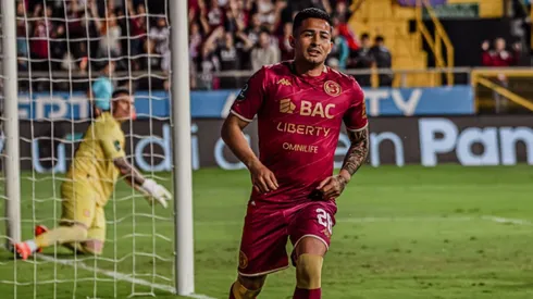 El extremo puso el 1-0.