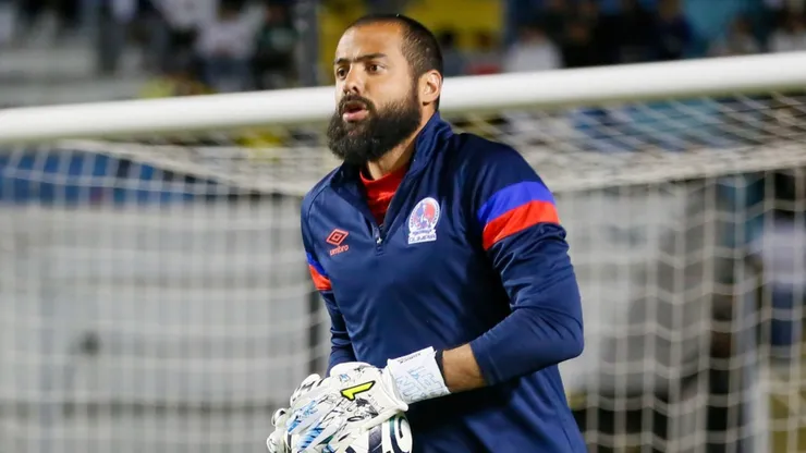 Edrick Menjívar comunicó la noticia que da ánimo a toda Honduras.