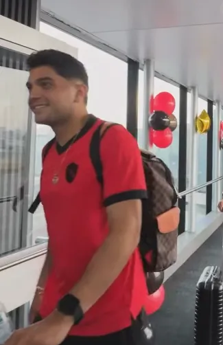 Villalobos viajó a Los Ángeles con la Liga (LDA).