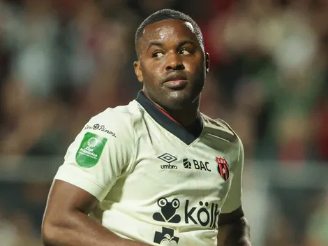 Polémico filazo contra Alajuelense que impacta en Joel Campbell