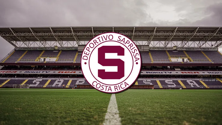Futbolista de Saprissa sufre una dura lesión.