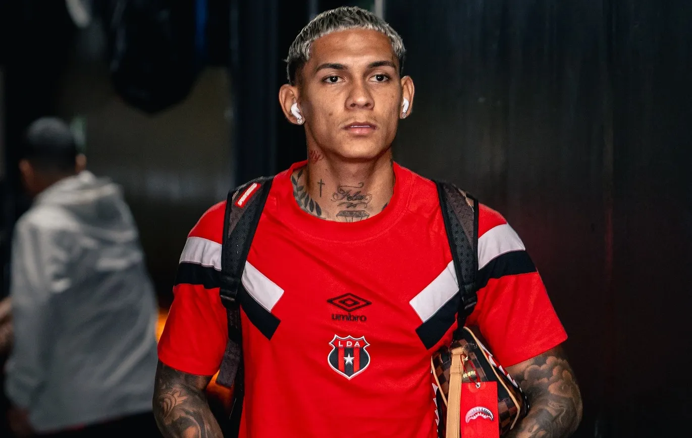 John Paul Ruiz está cedido en Liberia (LDA).